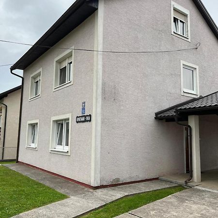 Apartman Ivka Gospić エクステリア 写真