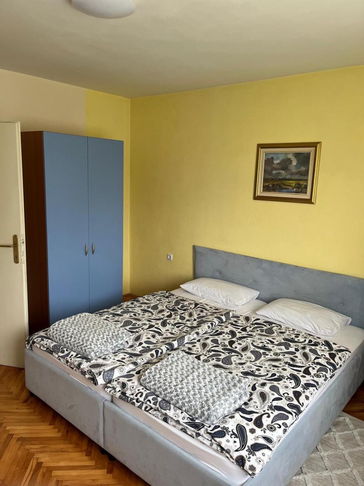 Apartman Ivka Gospić エクステリア 写真